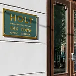 Holt Old Town Luxury Suites With Balcony