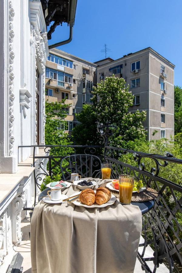 Holt Old Town Luxury With Balcony Inn *