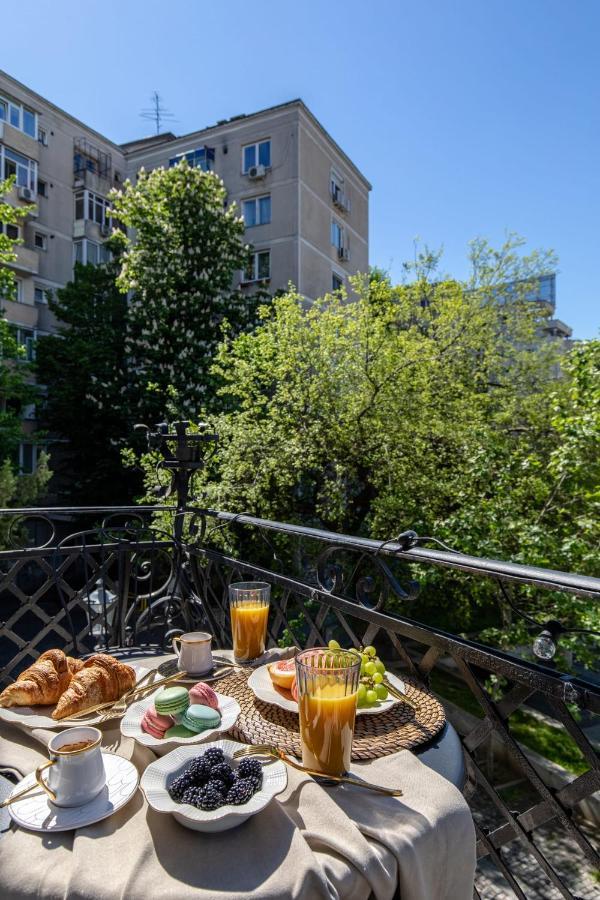 Holt Old Town Luxury With Balcony Inn