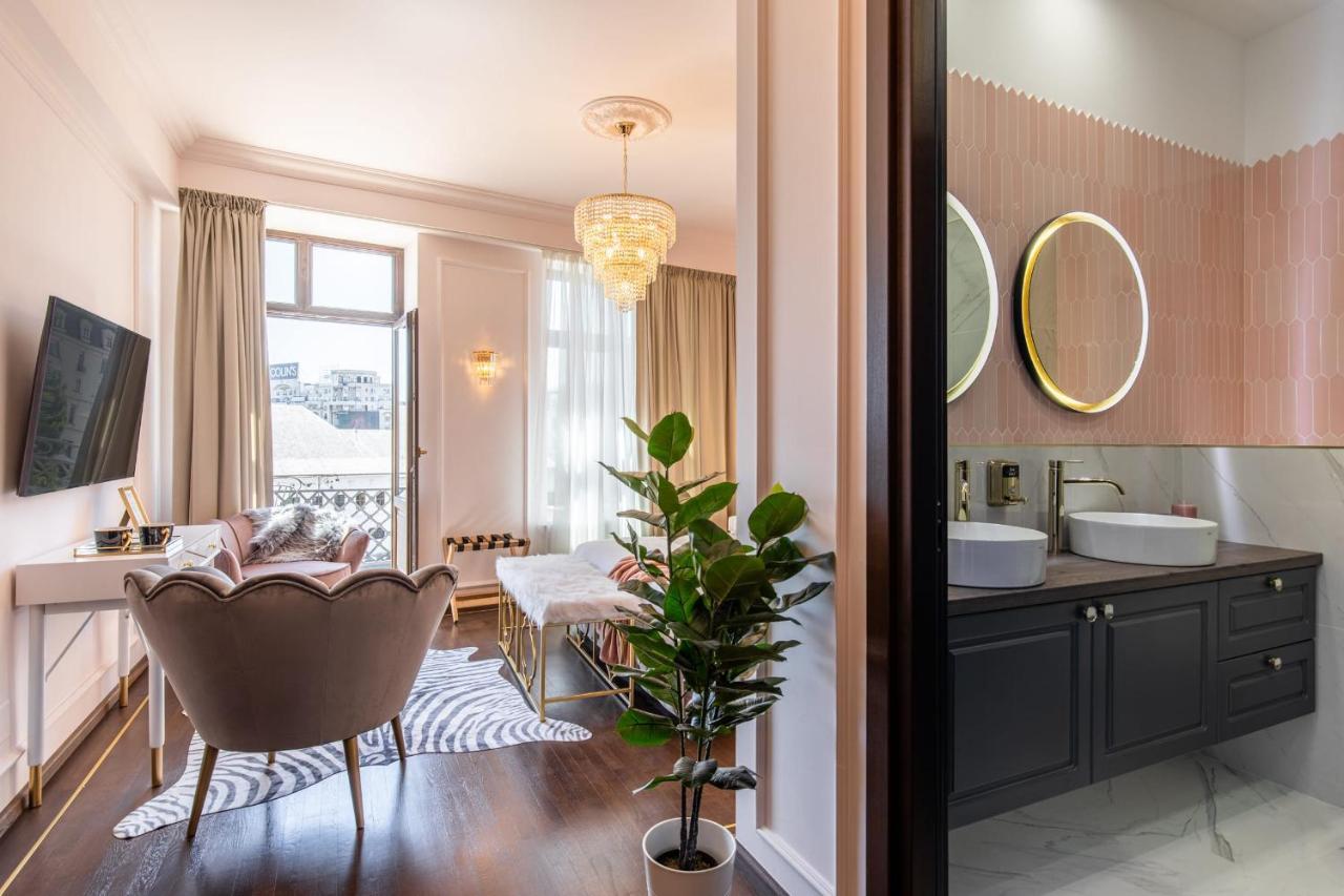 Holt Old Town Luxury With Balcony