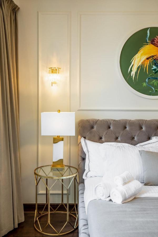 Holt Old Town Luxury With Balcony Inn *
