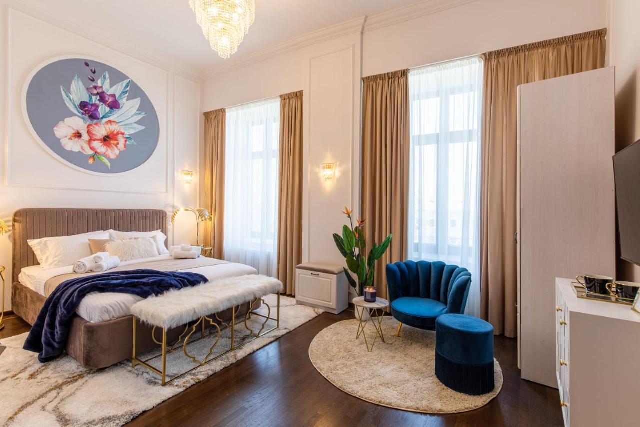 Holt Old Town Luxury With Balcony * Bucarest