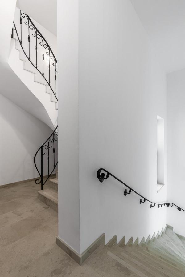 Inn Holt Old Town Luxury With Balcony *